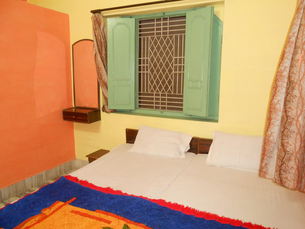 Elvis Guest House Varanasi Room photo